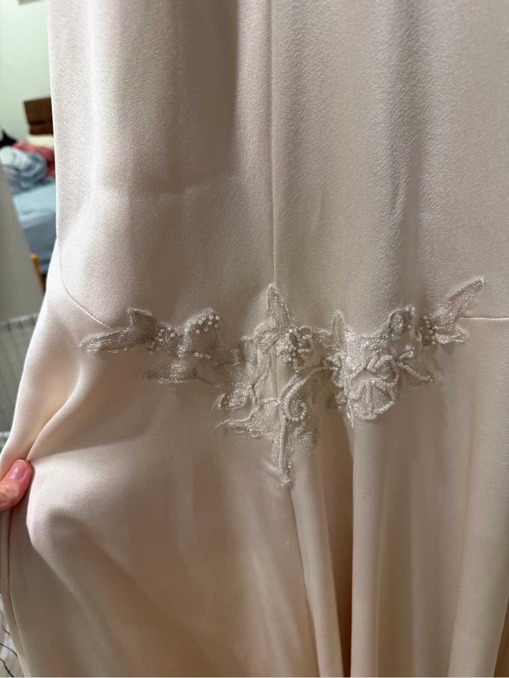 Jenny Yoo Cream Satin V-Neck Wedding Dress with Lace Appliqué - Picture 4 of 6